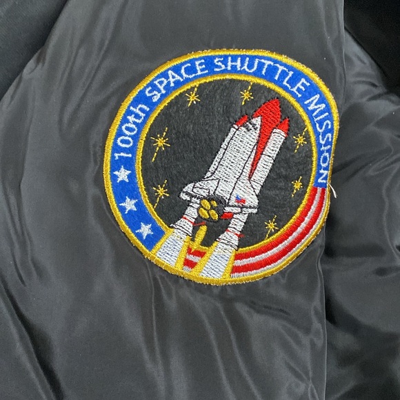 NASA Bomber Jacket - Picture 7 of 10